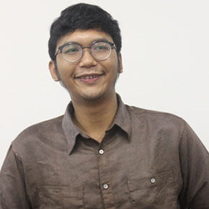 GILANG FEBRIAN - Graphic Designer